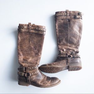 Born Distressed Brown Size 39 Leather Boots